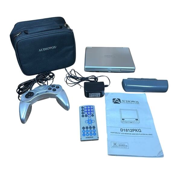 Audiovox D1812 Portable DVD Player 8" NEEDS NEW BATTERY Remote & Game Controller - Picture 1 of 16